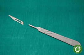 Cách phân biệt lưỡi dao và cán dao phẫu thuật thường dùng trong nha khoa 